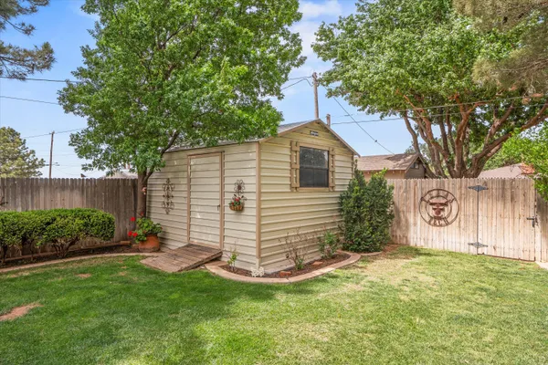 $250,000 | 104 Beech Circle, Levelland, TX 79336