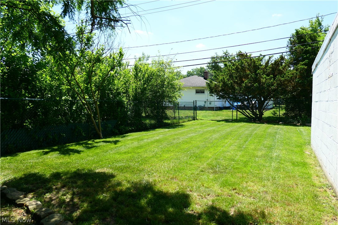 4334 West Anderson Road South Euclid, OH 44121 - Photo 11 of 12 View of yard