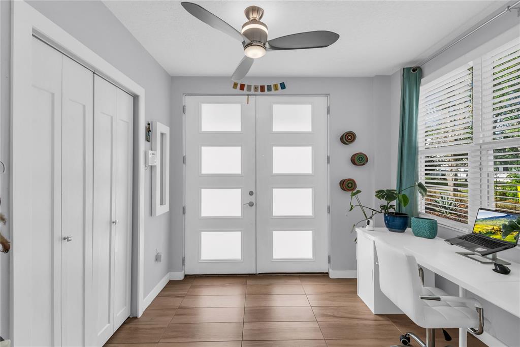 218 East Harding Street Orlando, FL 32806 - Photo 7 of 56