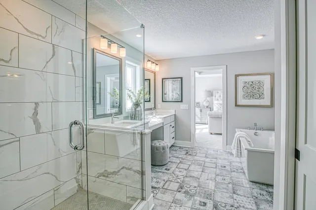 $5,950 | 9733 8th Street North, Lake Elmo, MN 55042