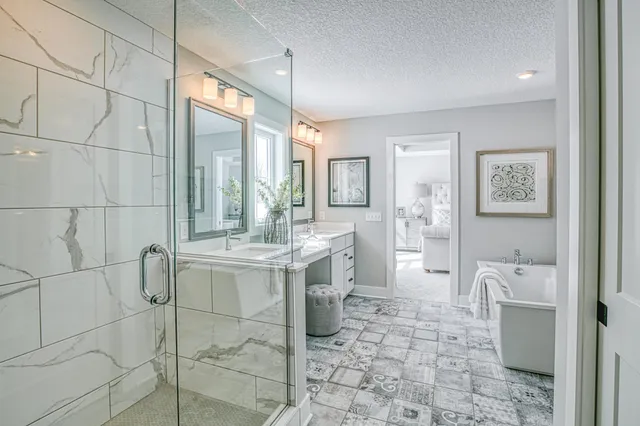 $6,900 | 9733 8th Street North, Lake Elmo, MN 55042