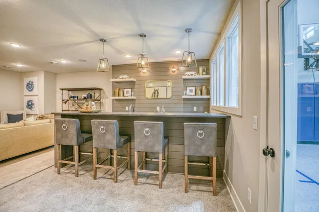 $6,900 | 9733 8th Street North, Lake Elmo, MN 55042