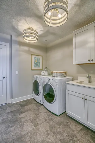 $6,900 | 9733 8th Street North, Lake Elmo, MN 55042