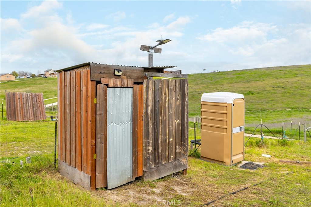 3505 Landmark Place Paso Robles, CA 93446 - Photo 62 of 74 SHOWER AND BATH