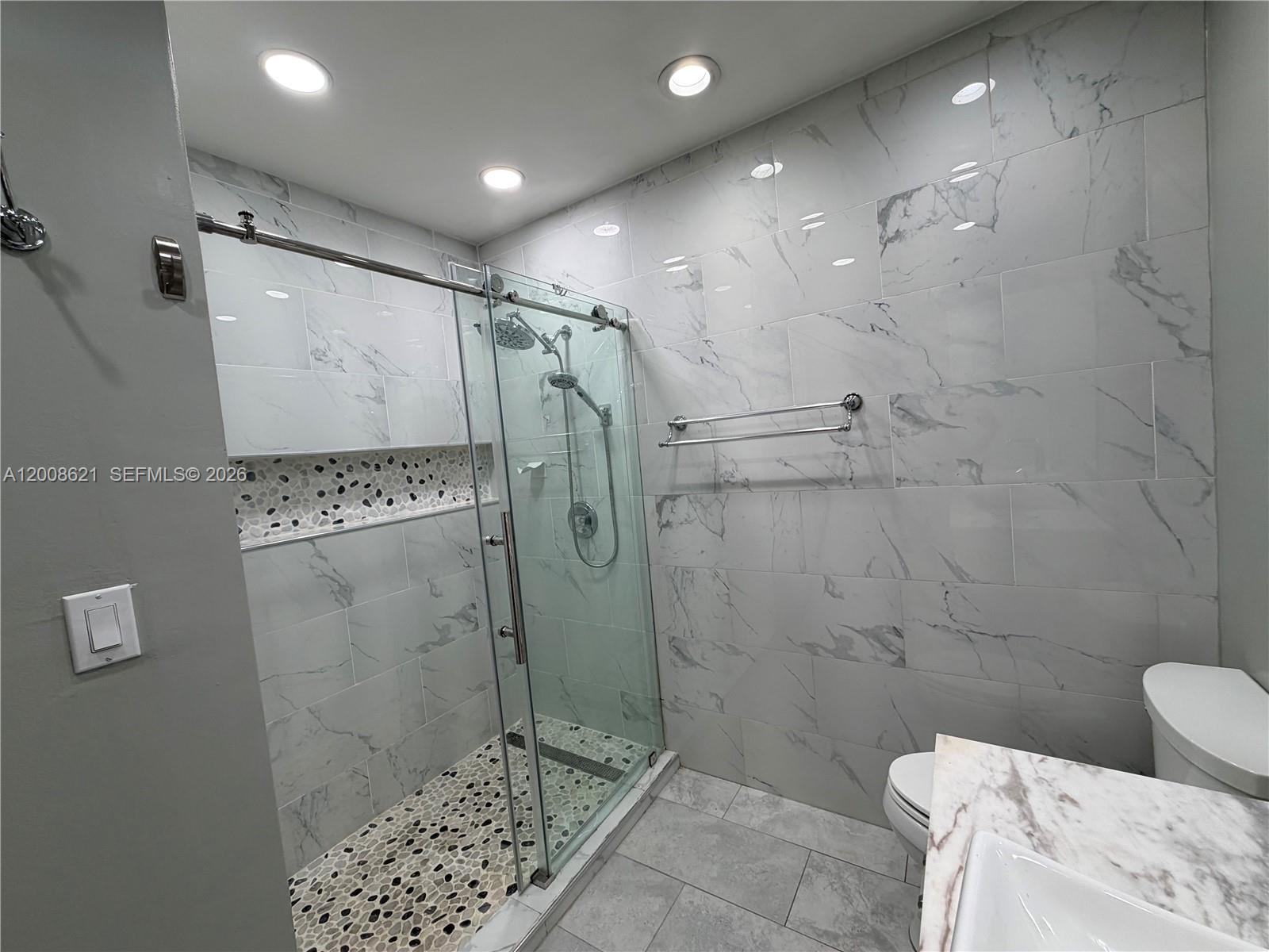 3159 West 73rd Place Hialeah, FL 33018 - Photo 11 of 43