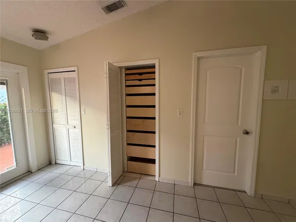 $3,500 | 3159 West 73rd Place, Hialeah, FL 33018