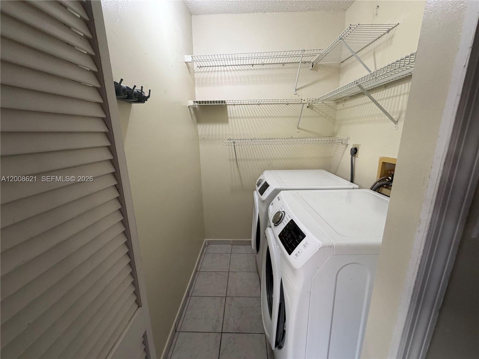 3159 West 73rd Place Hialeah, FL 33018 - Photo 30 of 43