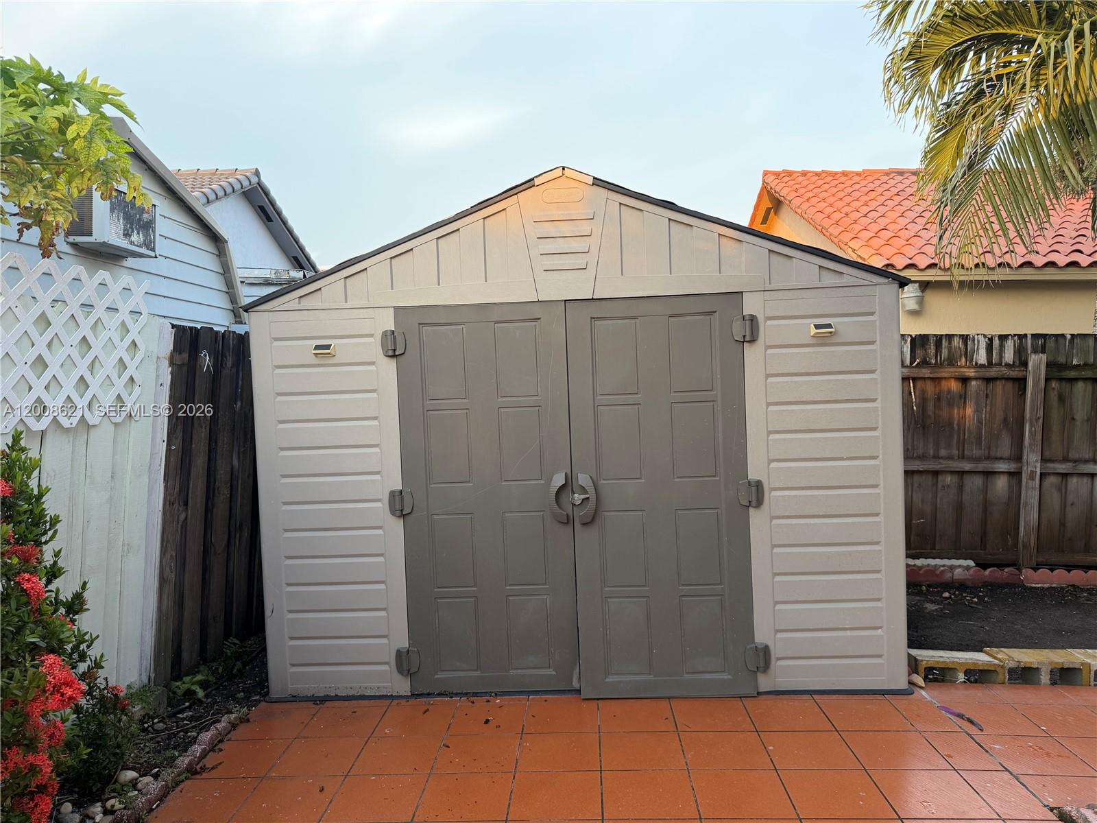 3159 West 73rd Place Hialeah, FL 33018 - Photo 32 of 43