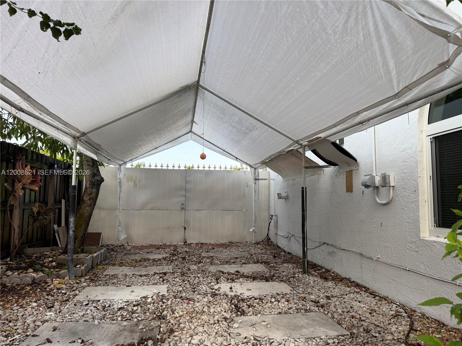 3159 West 73rd Place Hialeah, FL 33018 - Photo 36 of 43