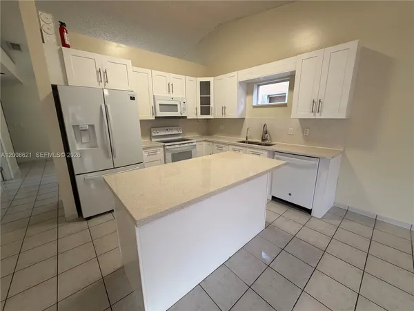 $3,500 | 3159 West 73rd Place, Hialeah, FL 33018