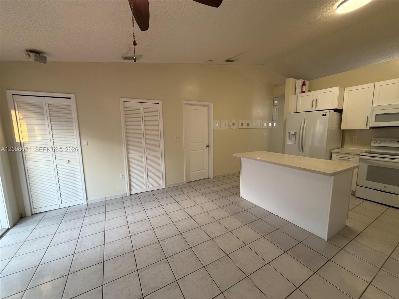 3159 West 73rd Place Hialeah, FL 33018 - Photo 10 of 43