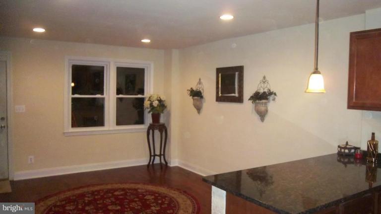 227 Arden Road West Brooklyn, MD 21225 - Photo 5 of 22 Living Room