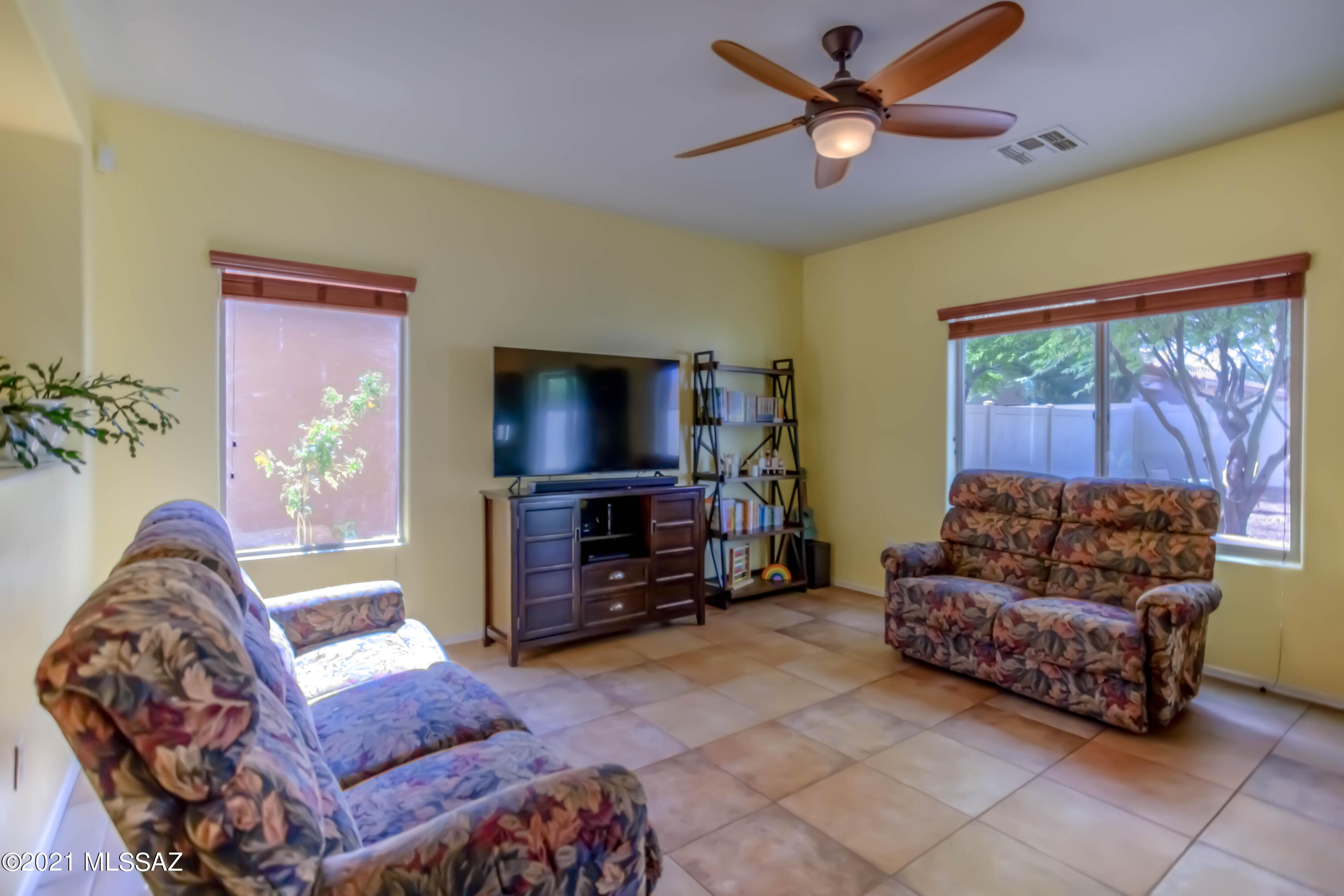 21129 East Frontier Road Red Rock, AZ 85145 - Photo 13 of 49