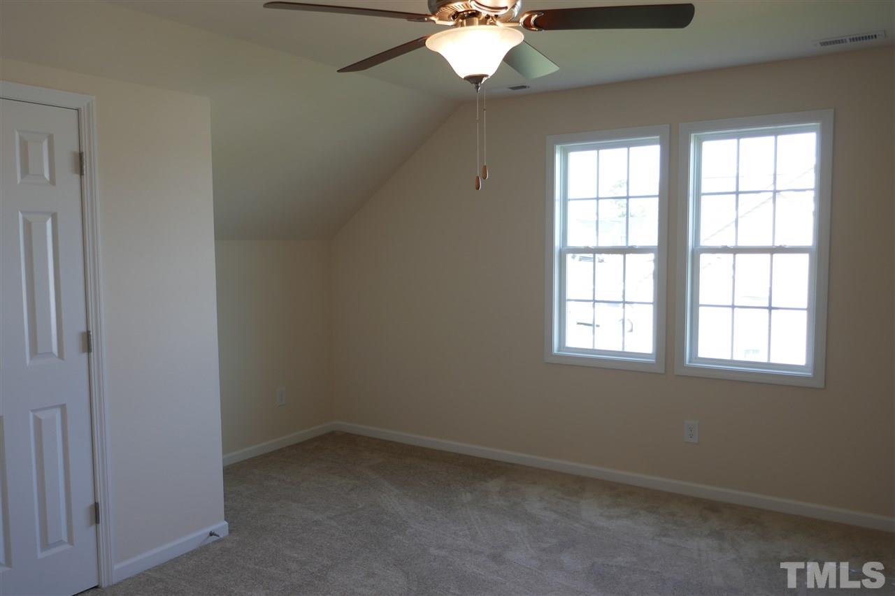 7125 Spanglers Spring Way Raleigh, NC 27610 - Photo 16 of 20