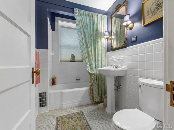 $325,000 | 10 North Kingshighway Boulevard, Unit 2CN, St. Louis, MO 63108