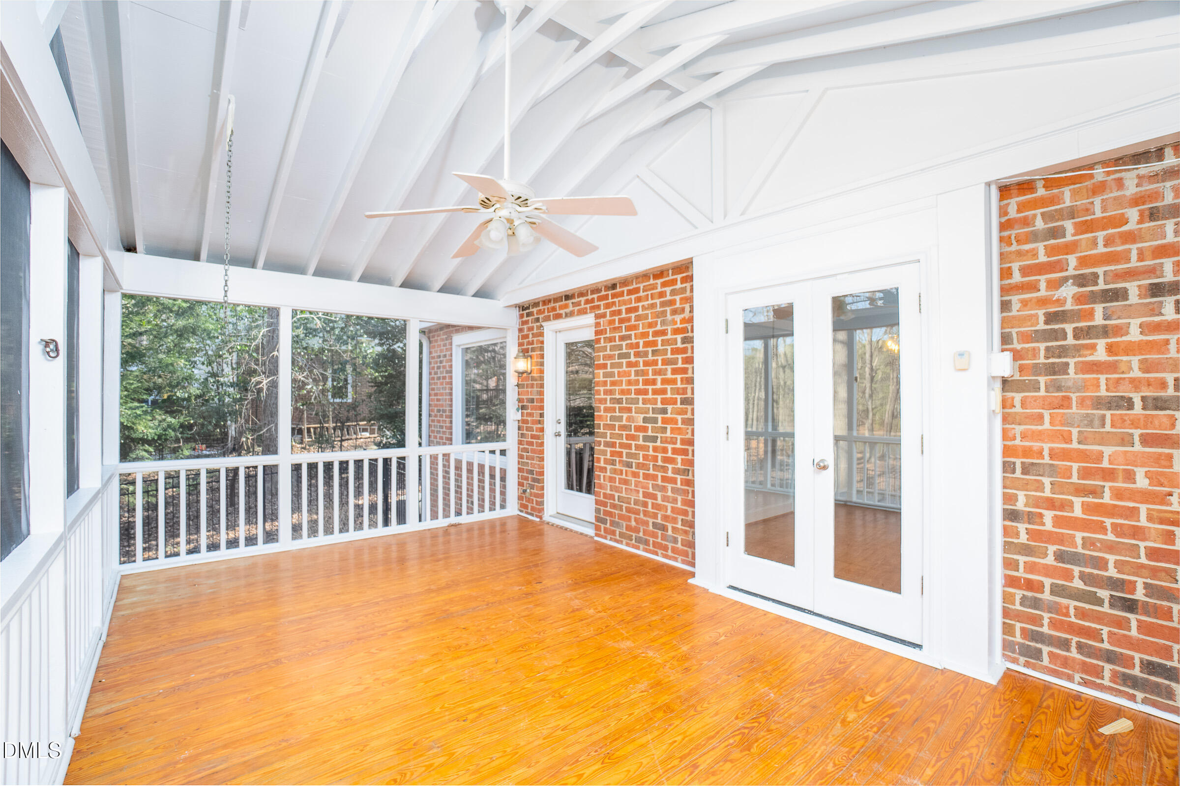 716 Lanham Place Raleigh, NC 27615 - Photo 23 of 27 21