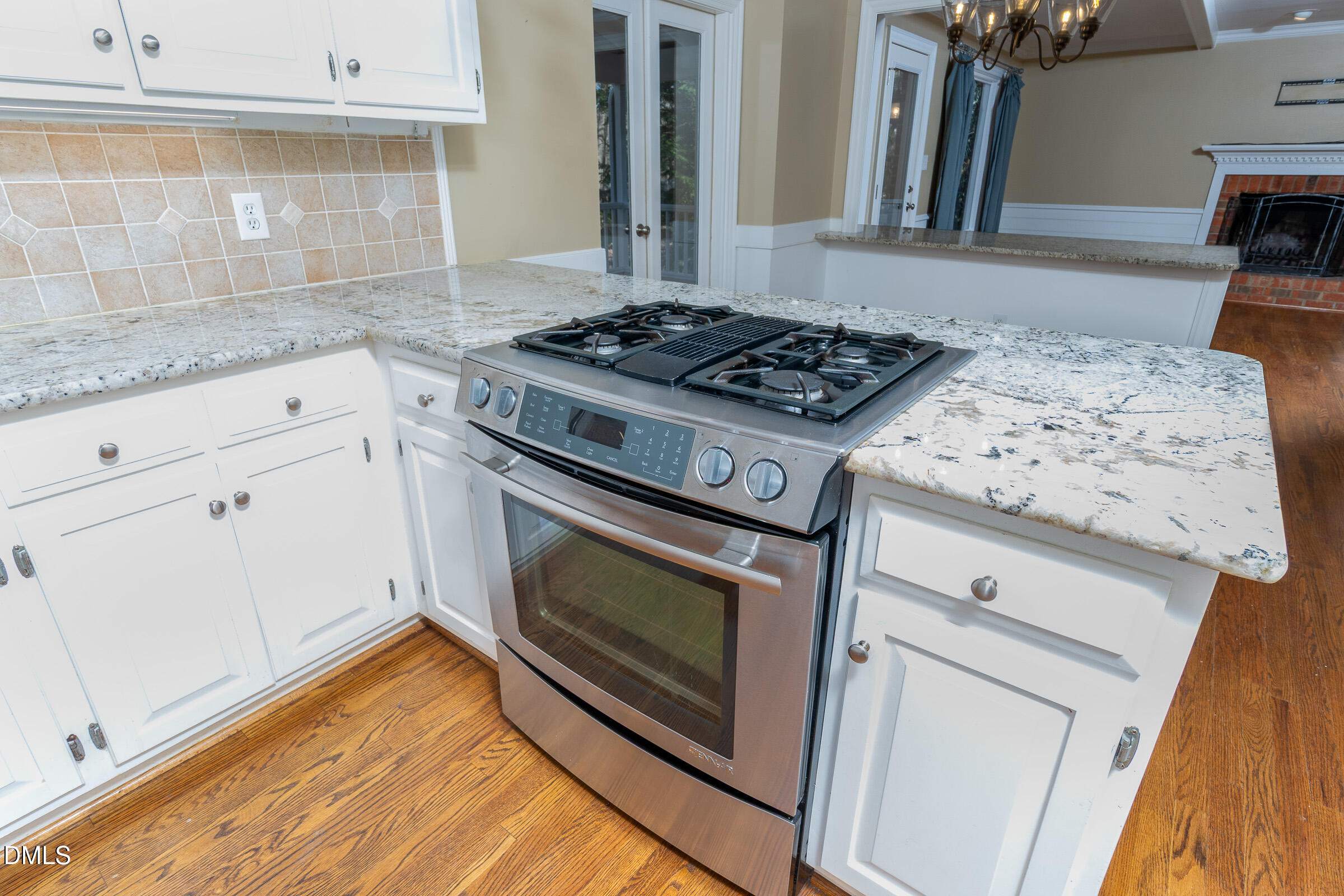 716 Lanham Place Raleigh, NC 27615 - Photo 10 of 27 8