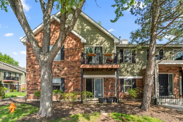 $249,900 | 1332 McDowell Road, Unit 201, Naperville, IL 60563