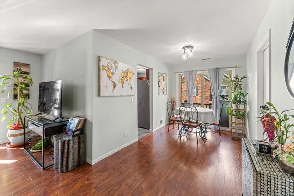 $249,900 | 1332 McDowell Road, Unit 201, Naperville, IL 60563