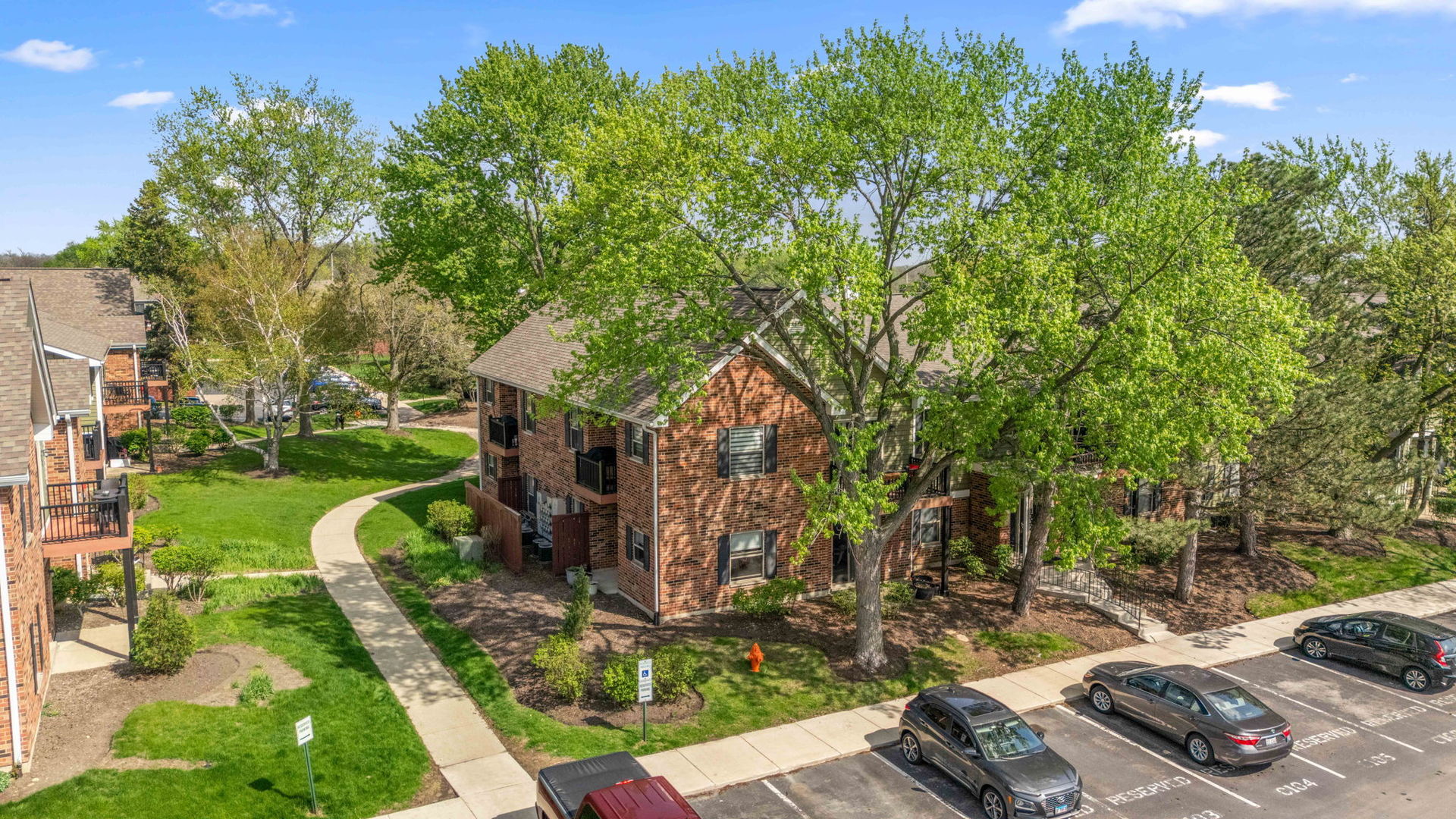 1332 McDowell Road, Unit 201 Naperville, IL 60563 - Photo 2 of 25