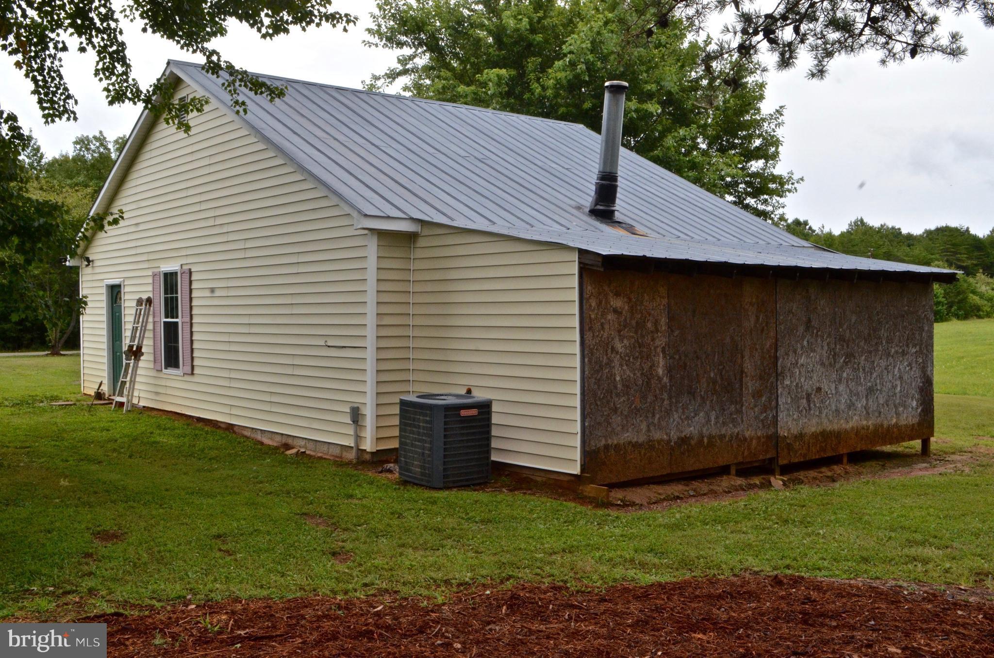 11205 Post Oak Road Spotsylvania, VA 22551 - Photo 25 of 26 Exterior (Rear)