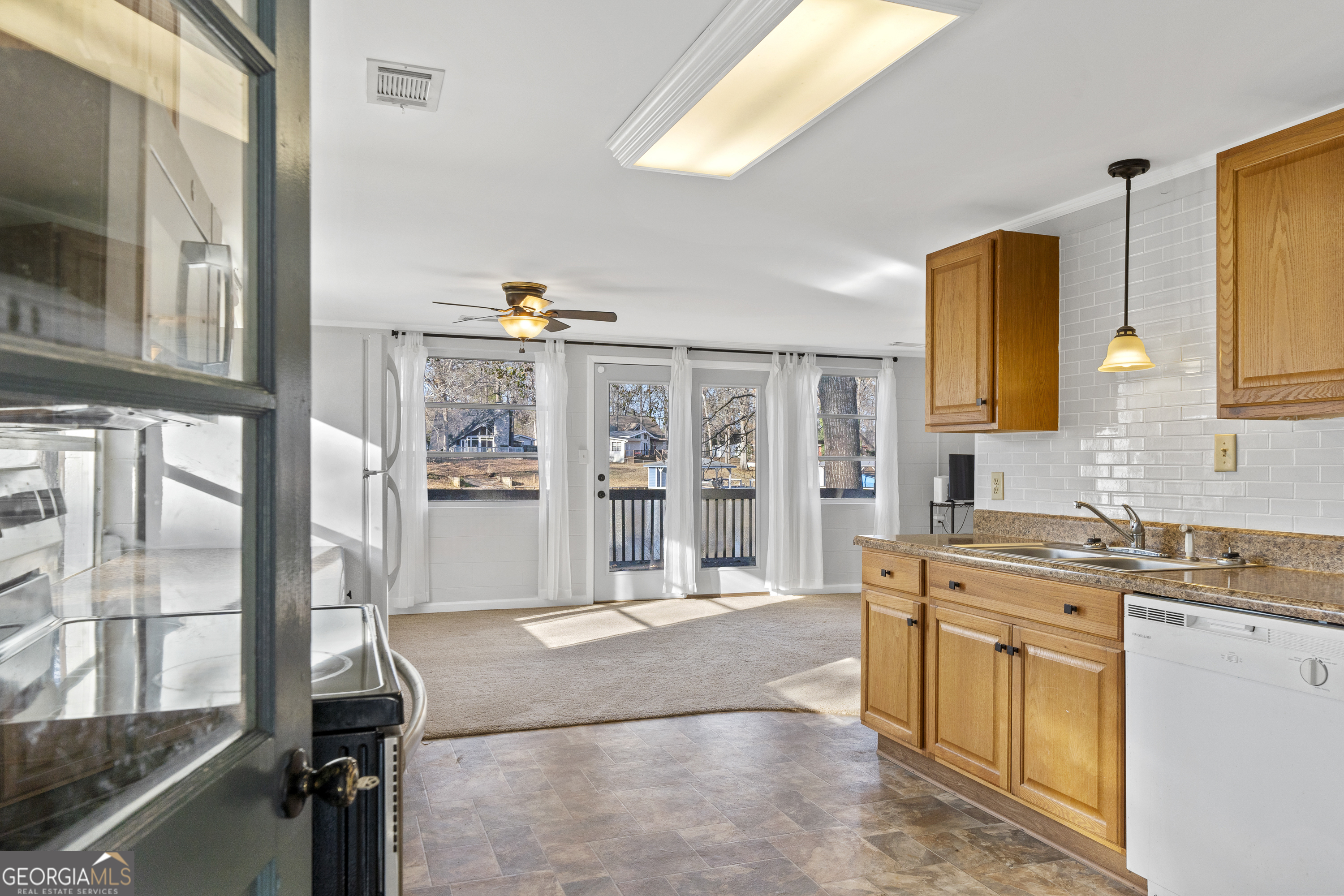 178 Riverview Road Southwest Eatonton, GA 31024 - Photo 9 of 61