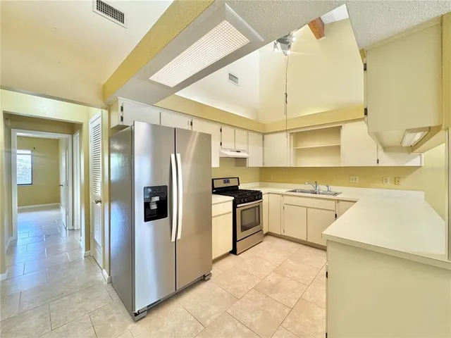 $165,000 | 104 Mayfair Place Southwest, Winter Haven, FL 33880