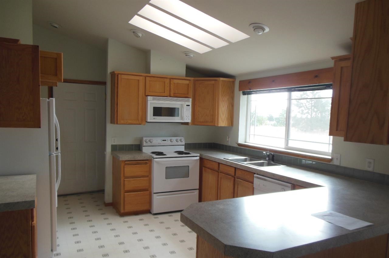 29220 West Cornwall Road Edwall, WA 99008 - Photo 4 of 11 Gallery Image 4