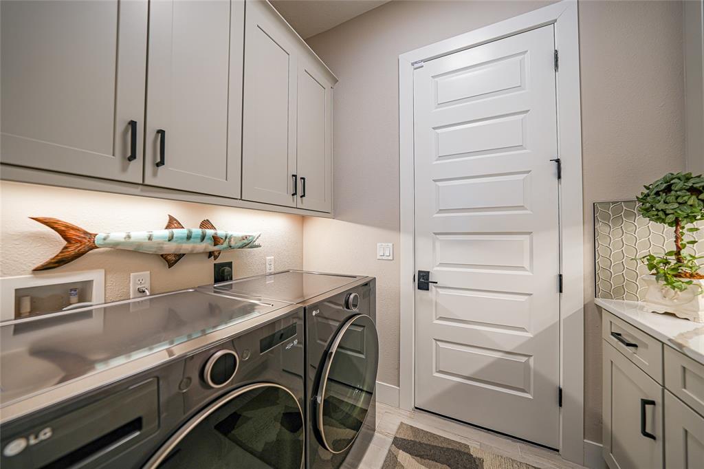 11552 Gleaming Terrace Venice, FL 34293 - Photo 33 of 52