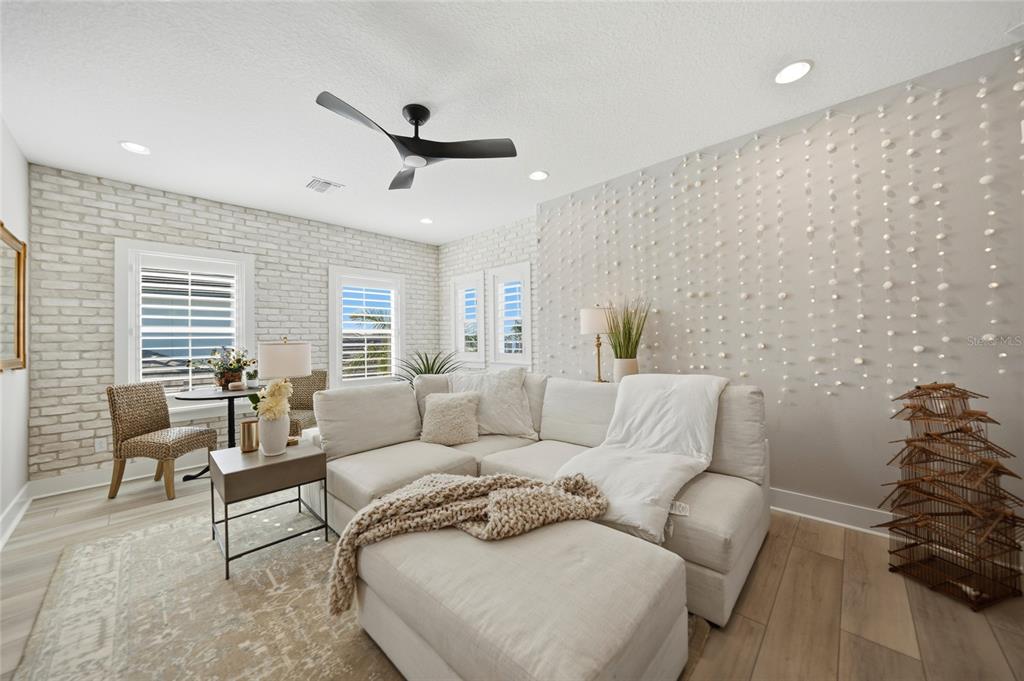 11552 Gleaming Terrace Venice, FL 34293 - Photo 36 of 52