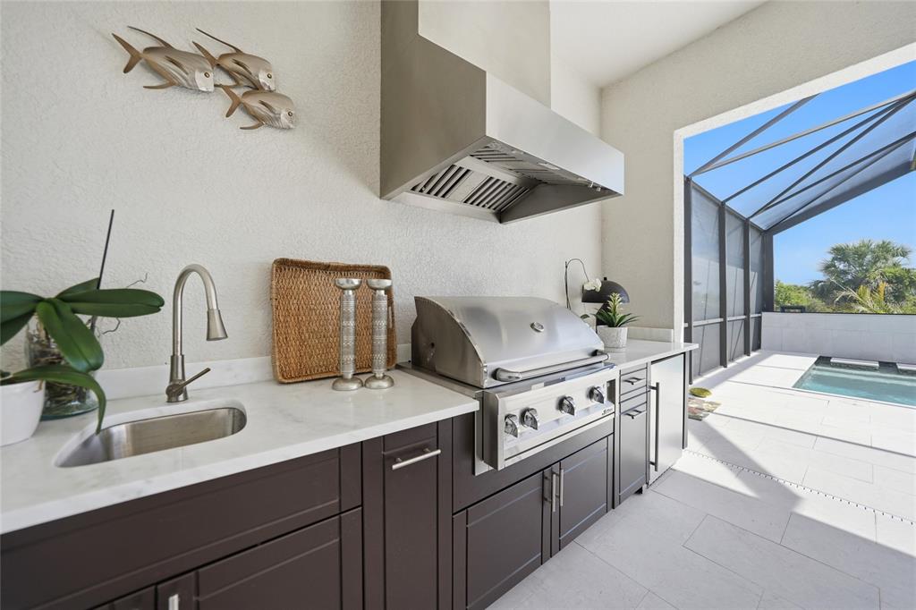 11552 Gleaming Terrace Venice, FL 34293 - Photo 41 of 52