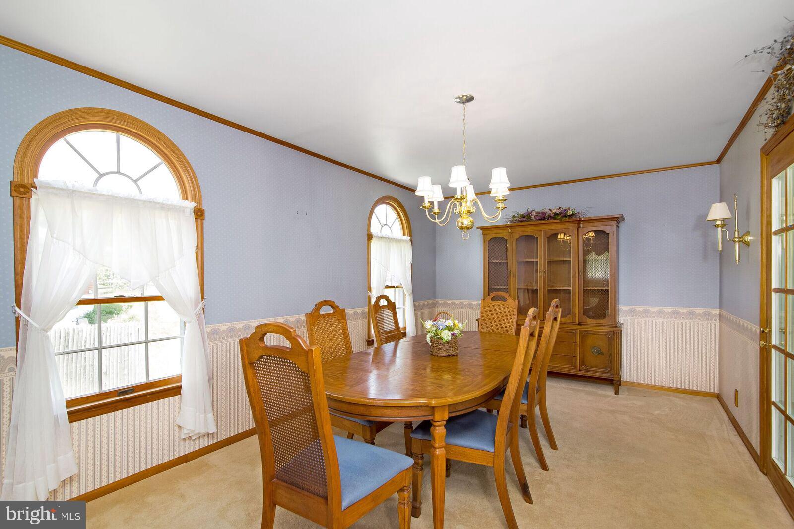 51 St Dunstans Road Hatboro, PA 19040 - Photo 8 of 24 Large Dining Room