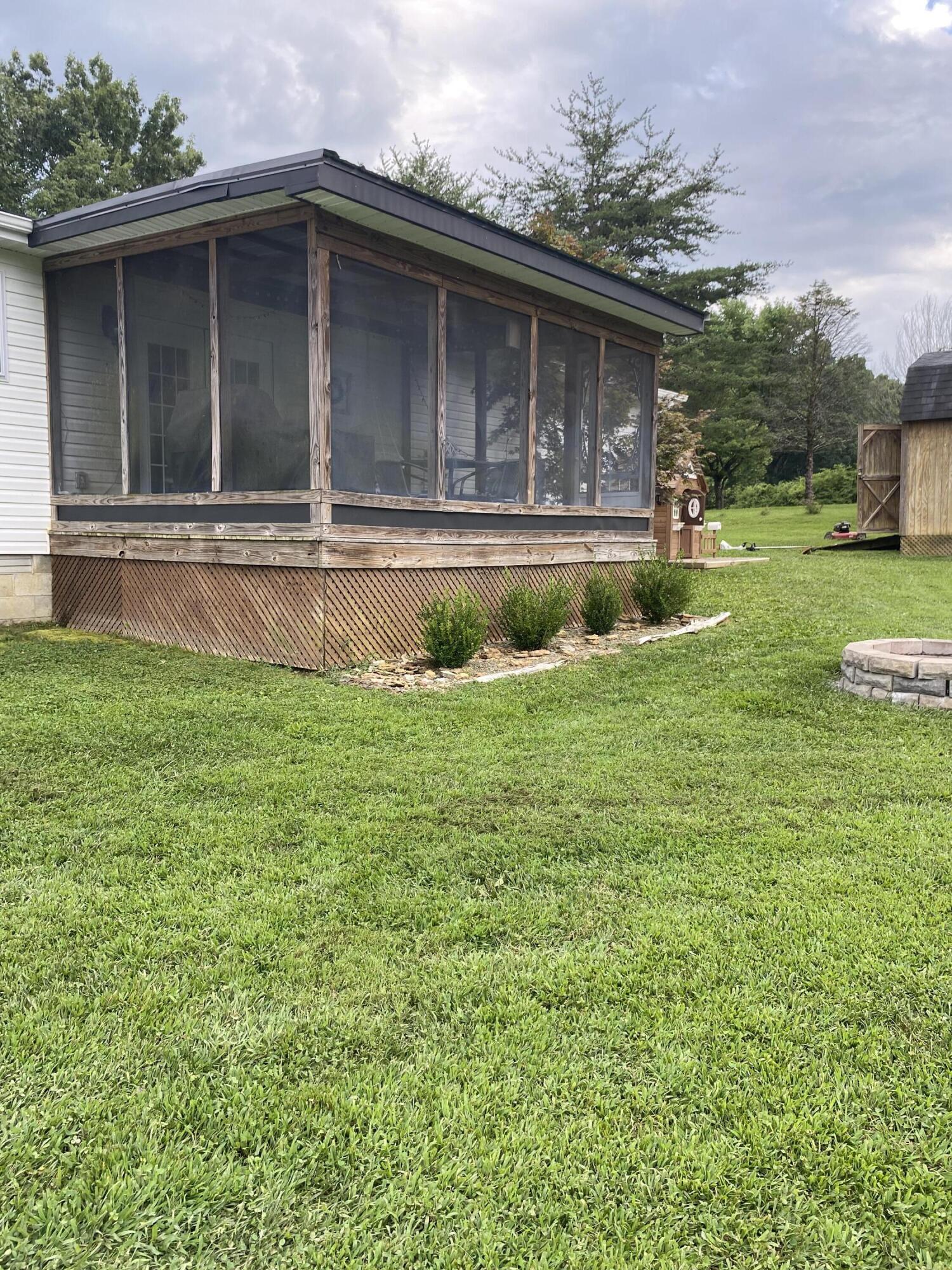 188 West Wilson Road Russell Springs, KY 42642 - Photo 5 of 33 4FEEE577-5479-4F59-A017-BA2E788AFFE8
