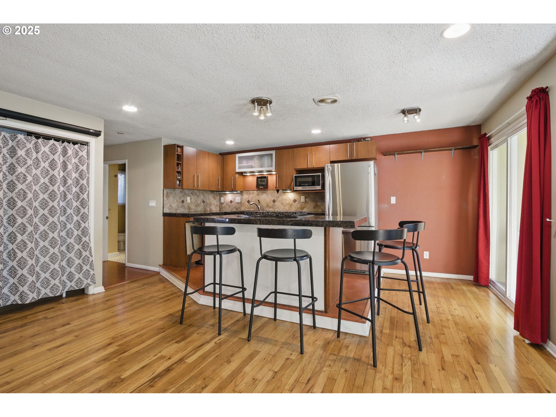 927 Northeast 68th Avenue Portland, OR 97213 - Photo 24 of 44 Gallery Image 24