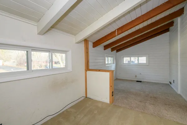 $374,900 | 888 Wildwood Place, Oconomowoc, WI 53066