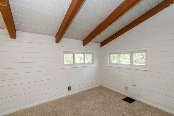 $374,900 | 888 Wildwood Place, Oconomowoc, WI 53066