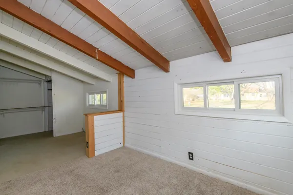 $374,900 | 888 Wildwood Place, Oconomowoc, WI 53066