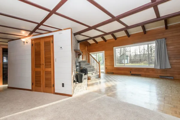 $374,900 | 888 Wildwood Place, Oconomowoc, WI 53066