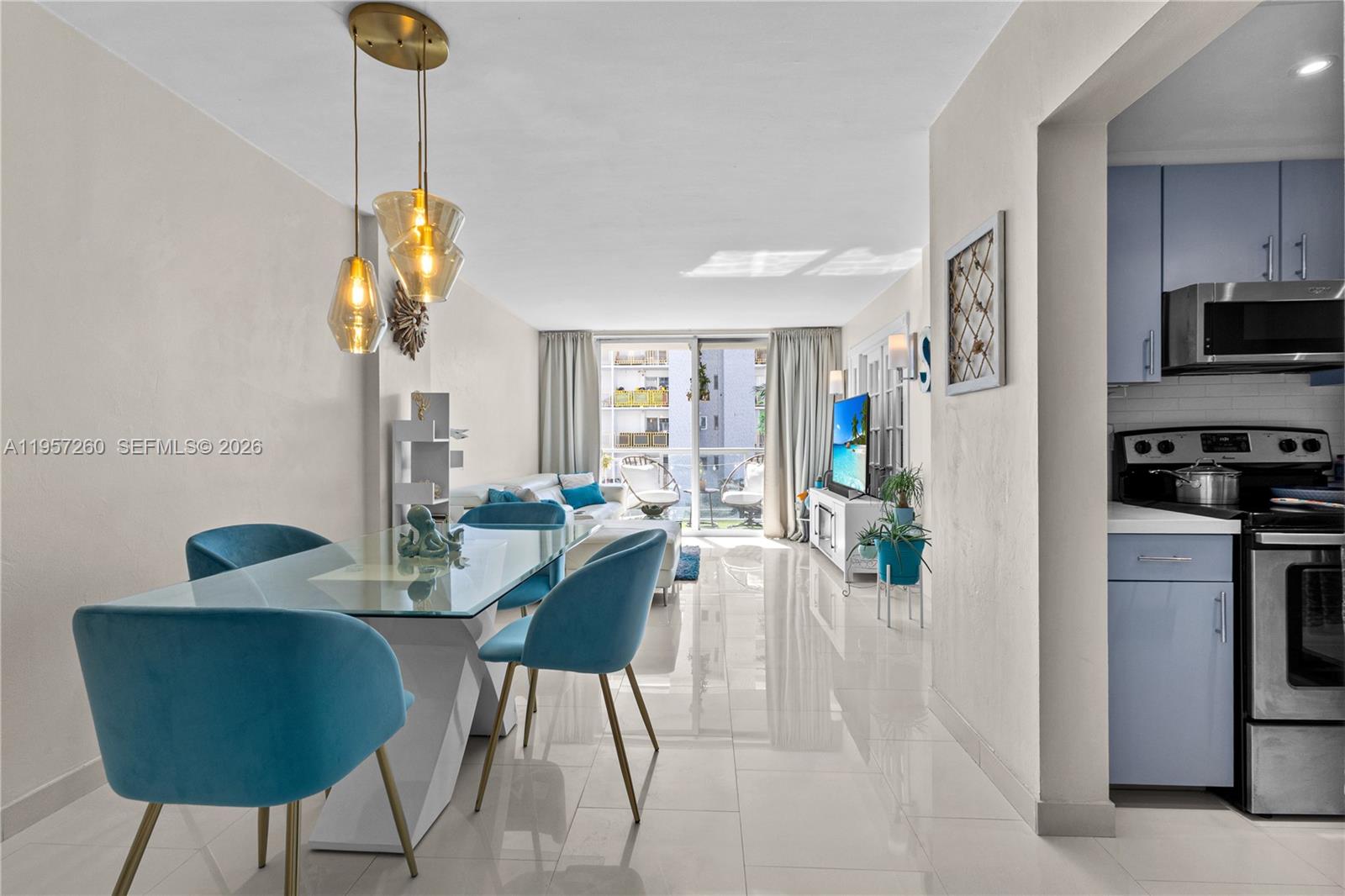 1345 Lincoln Road, Unit 403 Miami Beach, FL 33139 - Photo 11 of 33