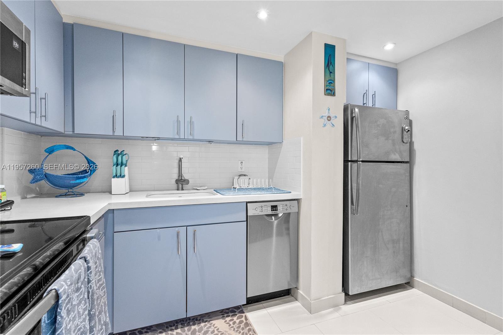 1345 Lincoln Road, Unit 403 Miami Beach, FL 33139 - Photo 13 of 33