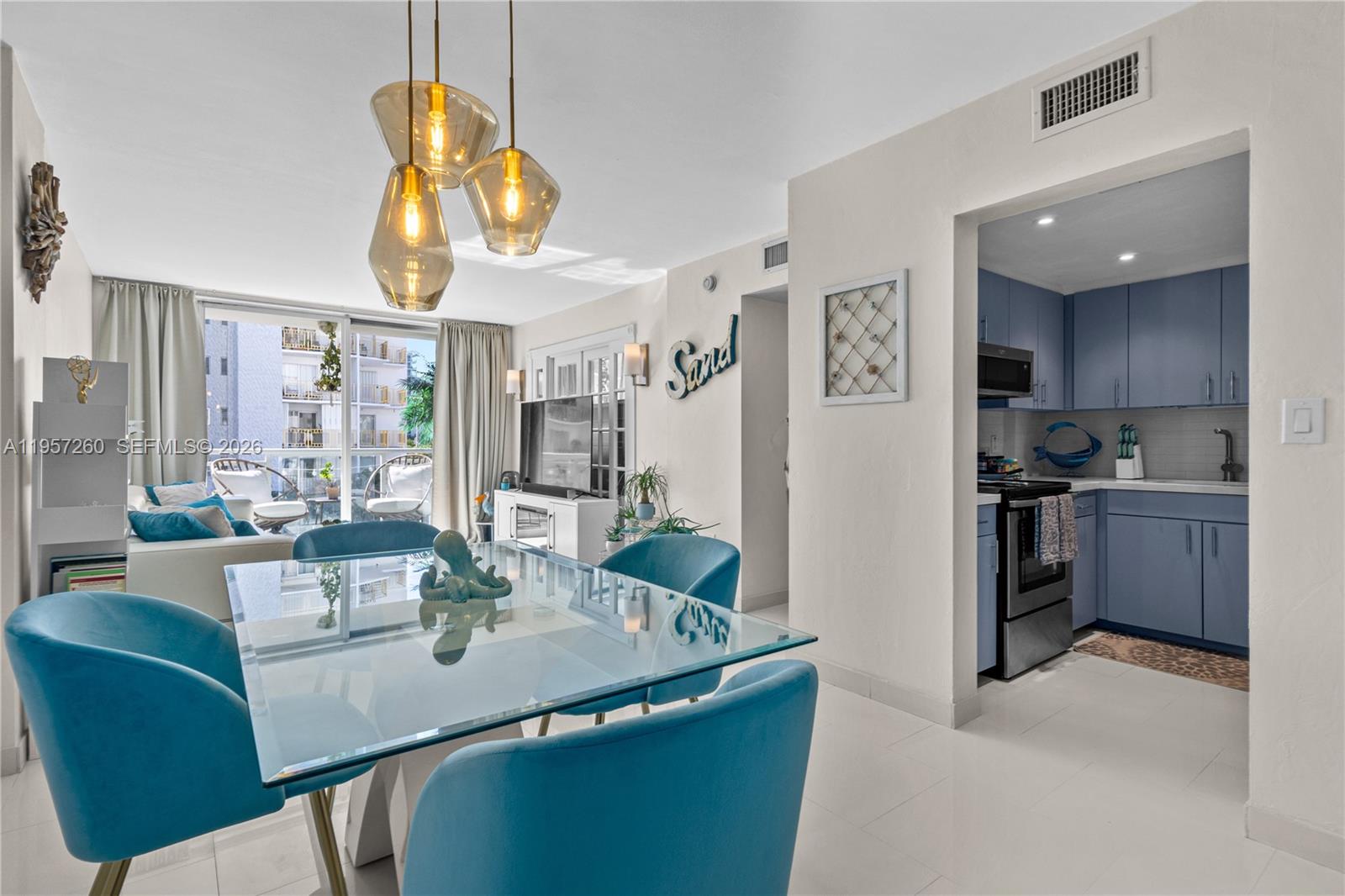 1345 Lincoln Road, Unit 403 Miami Beach, FL 33139 - Photo 15 of 33