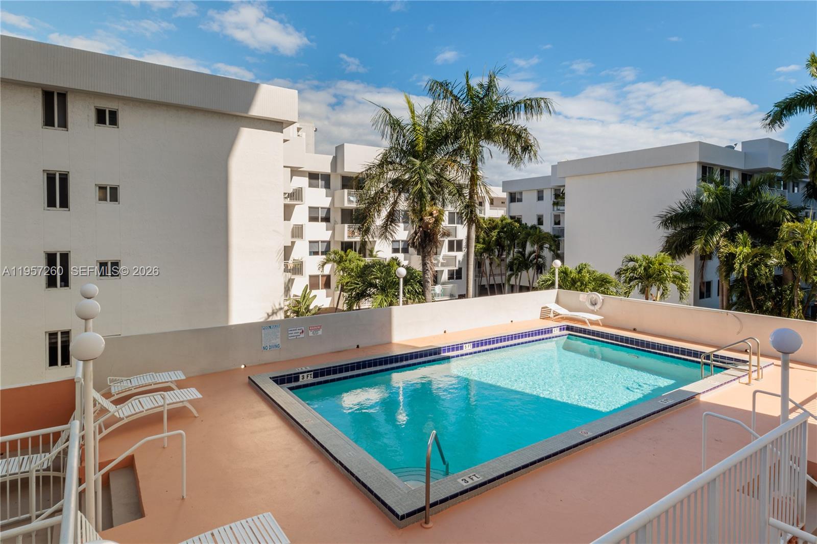 1345 Lincoln Road, Unit 403 Miami Beach, FL 33139 - Photo 8 of 33