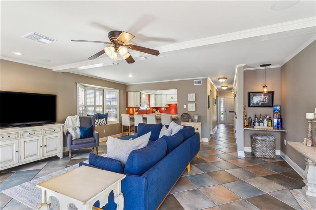 6015 Colbert Street New Orleans, LA 70124 - Photo 6 of 22