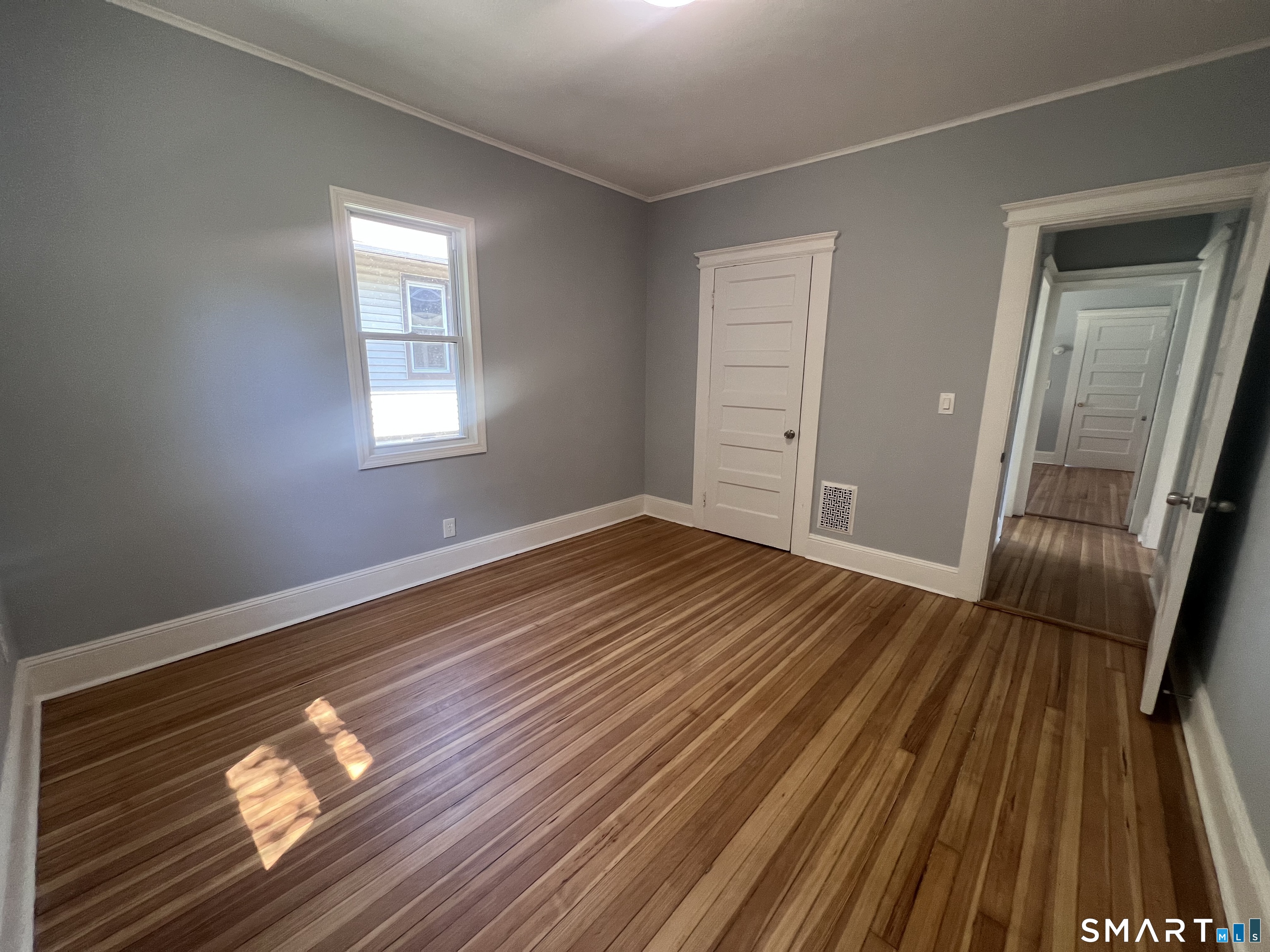 335 Ridgefield Avenue Bridgeport, CT 06610 - Photo 17 of 22 BEDROOM 3