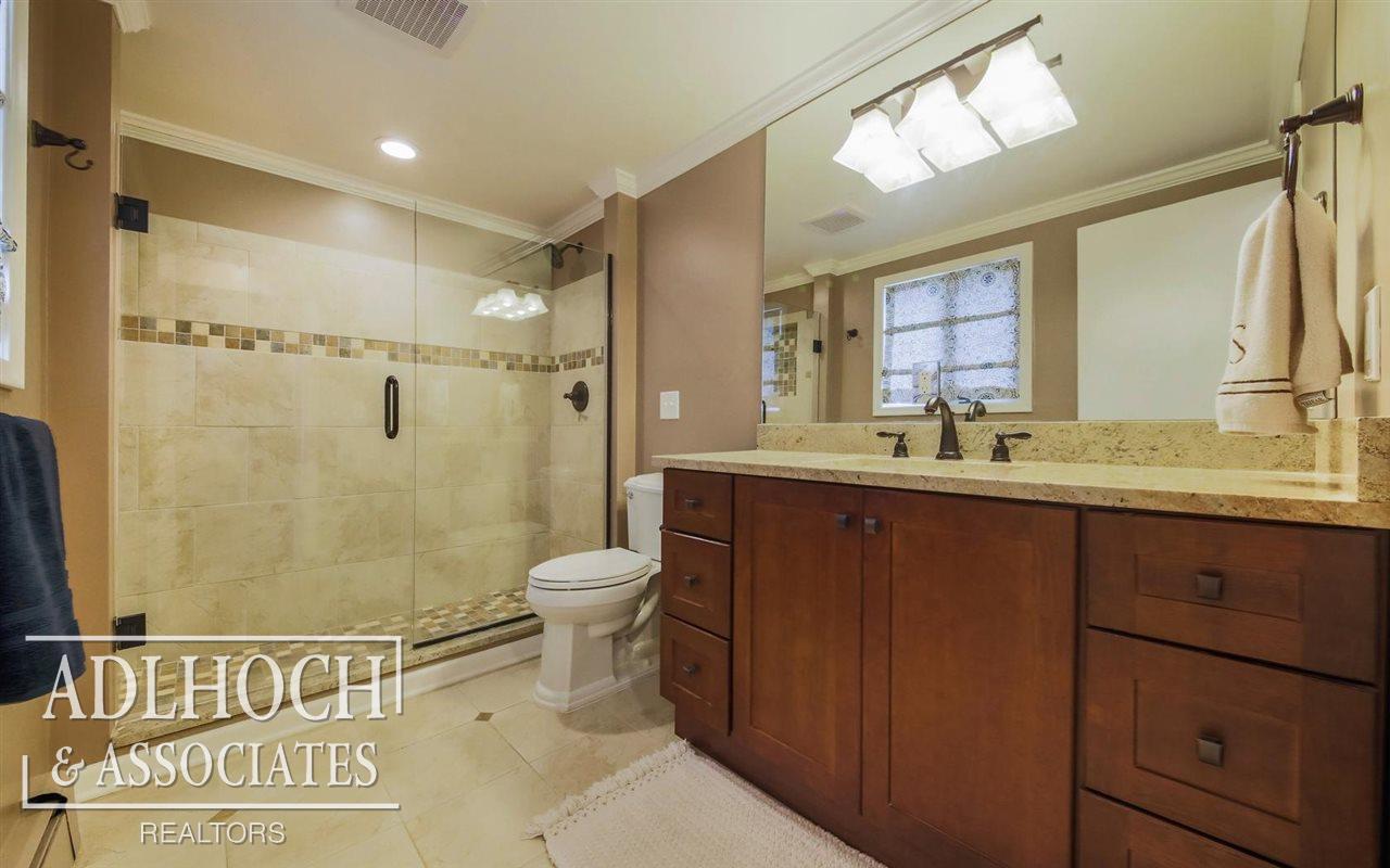 455 Allard Road Grosse Pointe Farms, MI 48236 - Photo 11 of 17