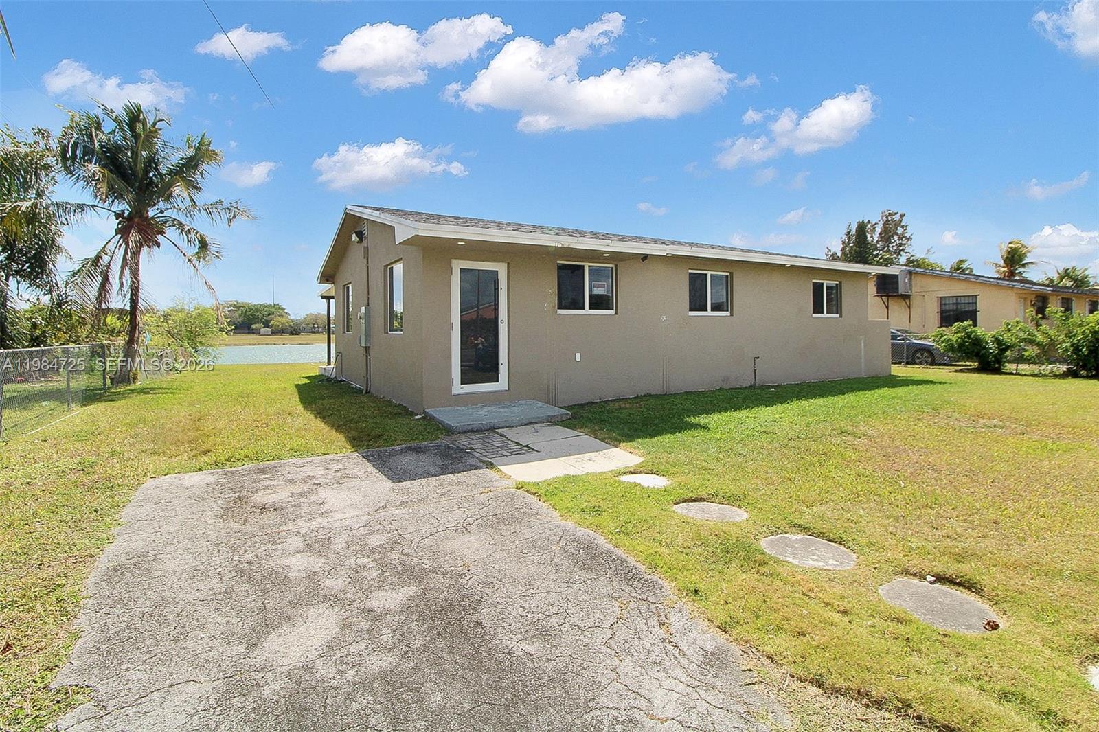 12840 Southwest 268th Street Homestead, FL 33032 - Photo 32 of 37
