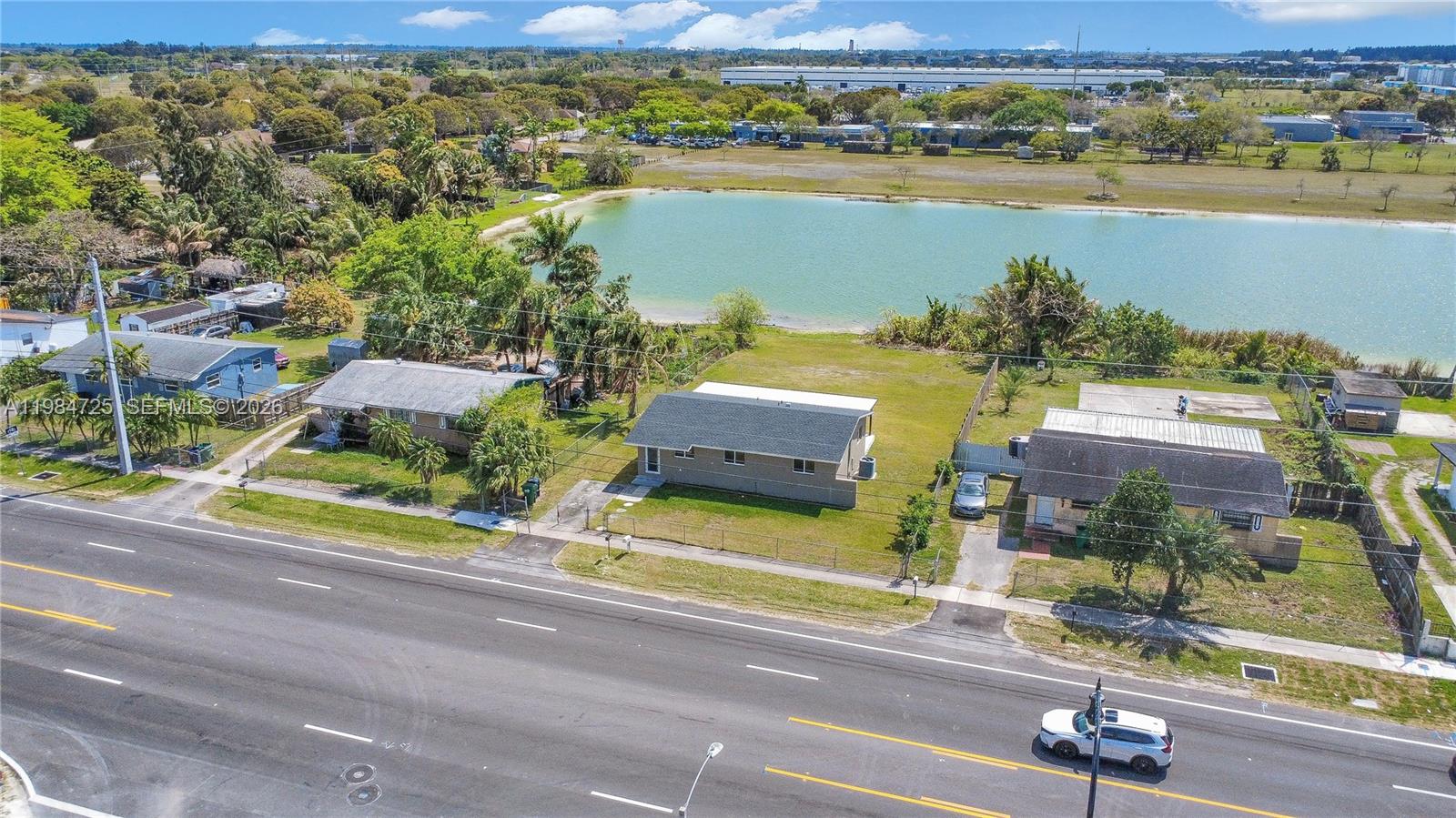 12840 Southwest 268th Street Homestead, FL 33032 - Photo 10 of 37