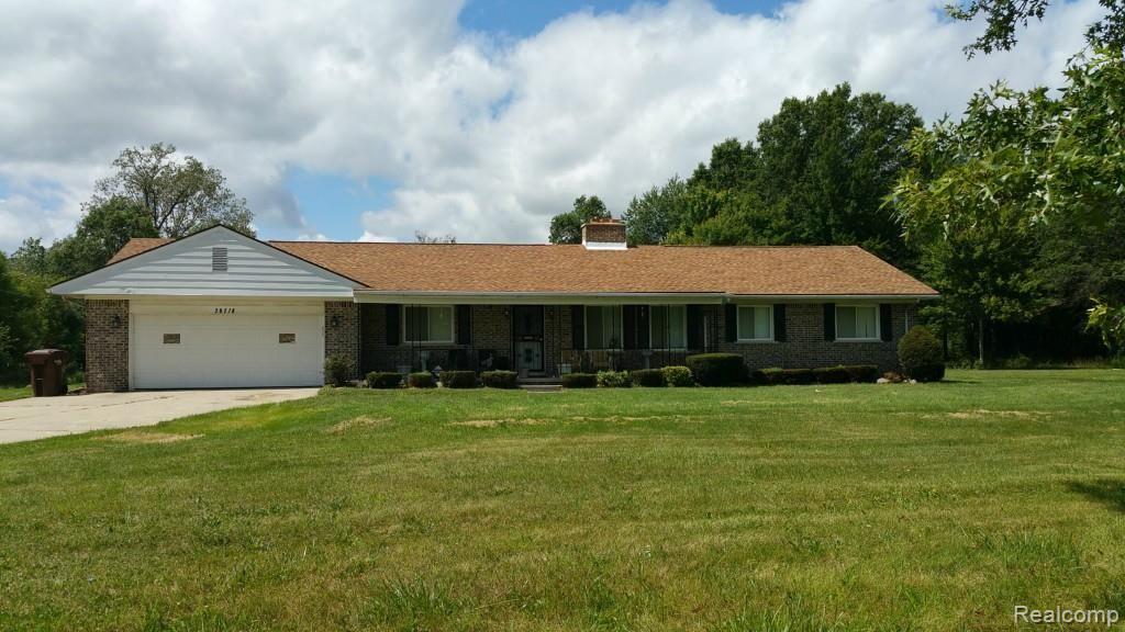 29270 Elwell Road Belleville, MI 48111 - Photo 1 of 6 elwellfront.jpg
