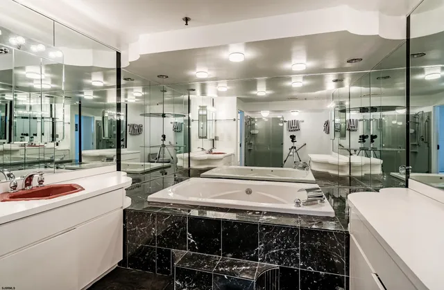 $6,250 | 3101 Boardwalk, Unit 34022, Atlantic City, NJ 08401