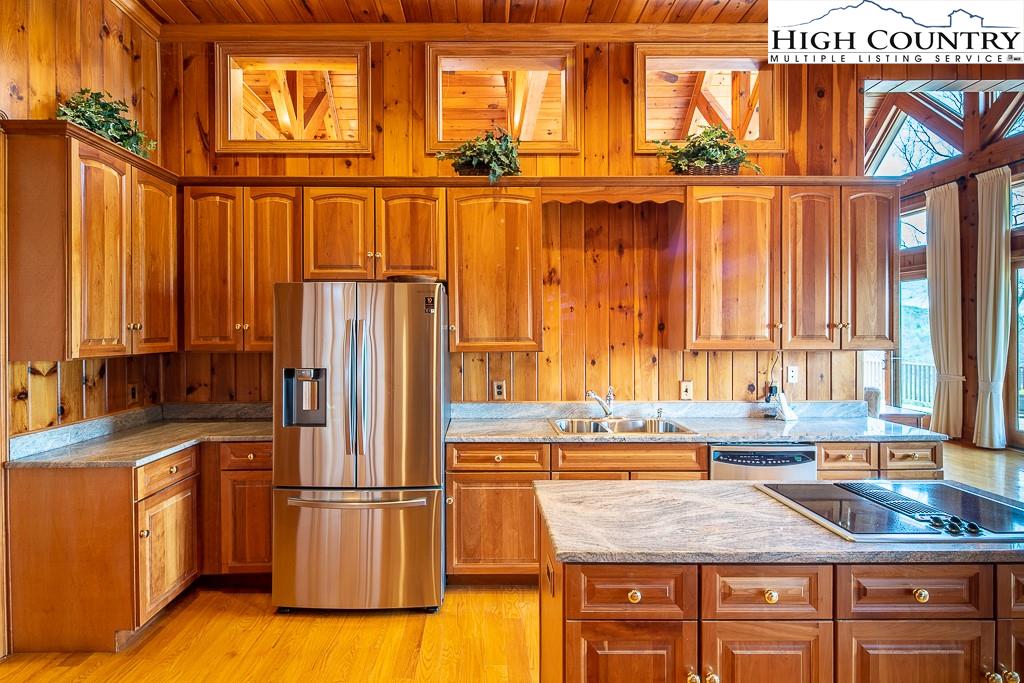 410 Rhododendron Lane Boone, NC 28607 - Photo 12 of 47 Gallery Image 12